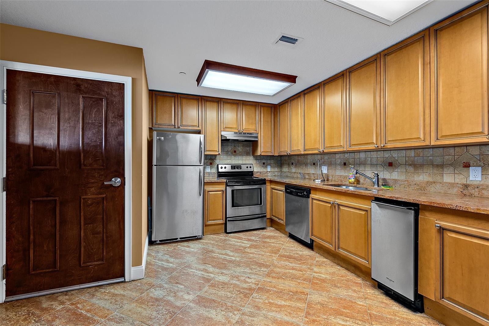 Image 46 of 47 For 2515 Atlantic Avenue 1001