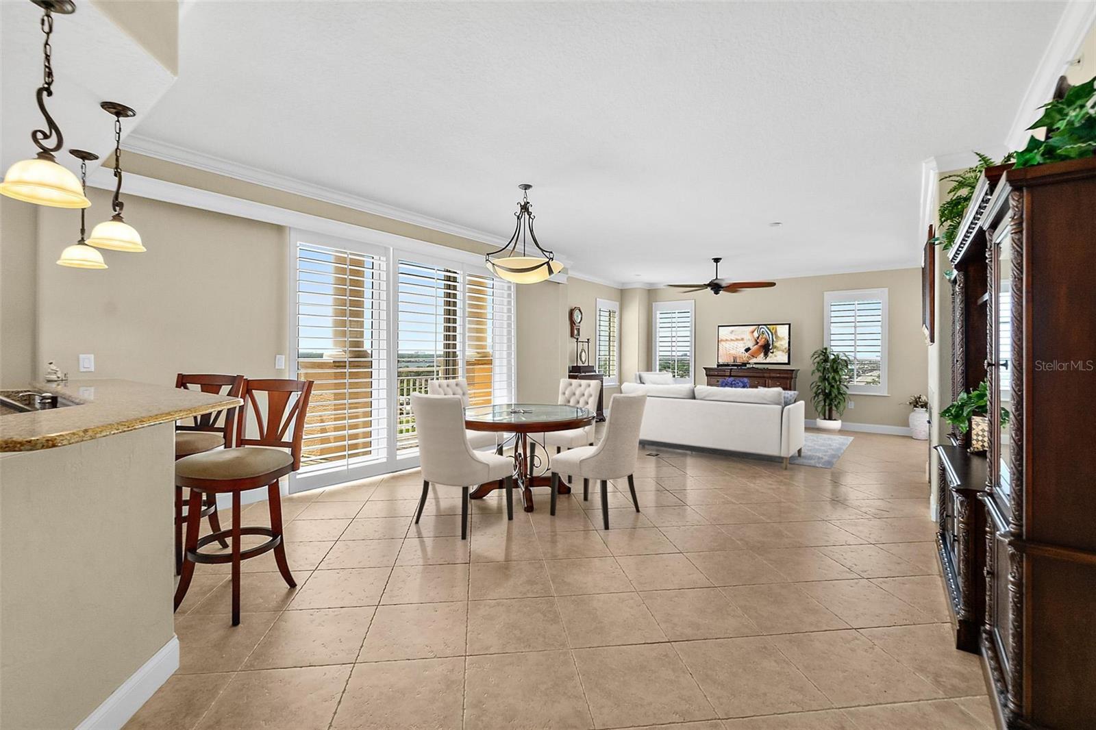 Image 7 of 47 For 2515 Atlantic Avenue 1001