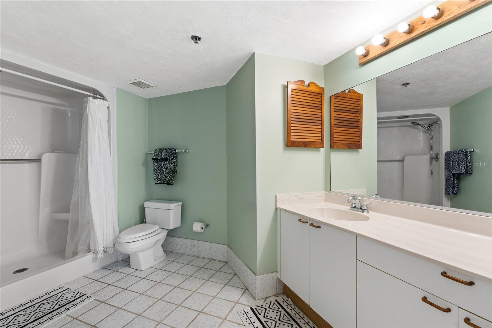 Image 15 of 27 For 3023 Atlantic Avenue 4020