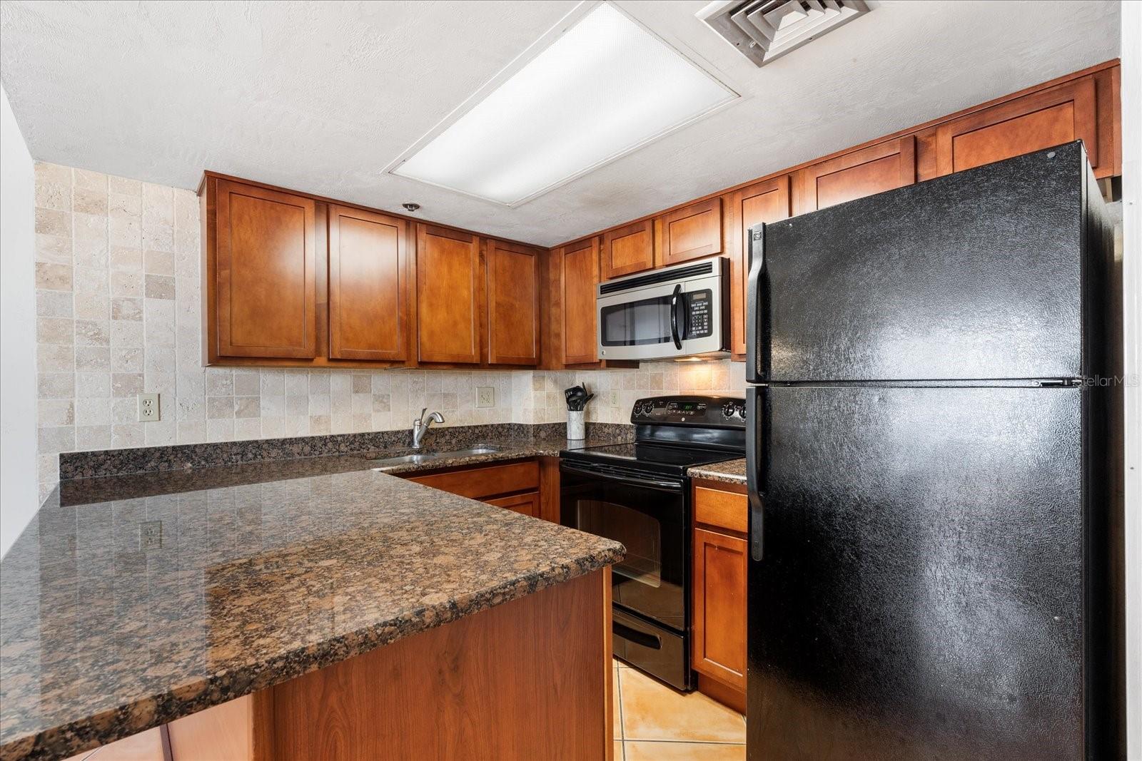 Image 4 of 27 For 3023 Atlantic Avenue 4020