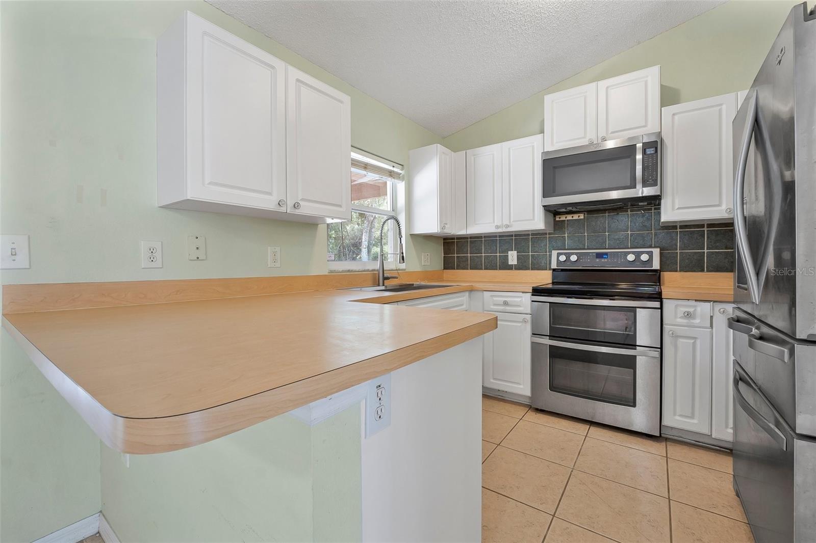Image 10 of 37 For 1890 15th Street