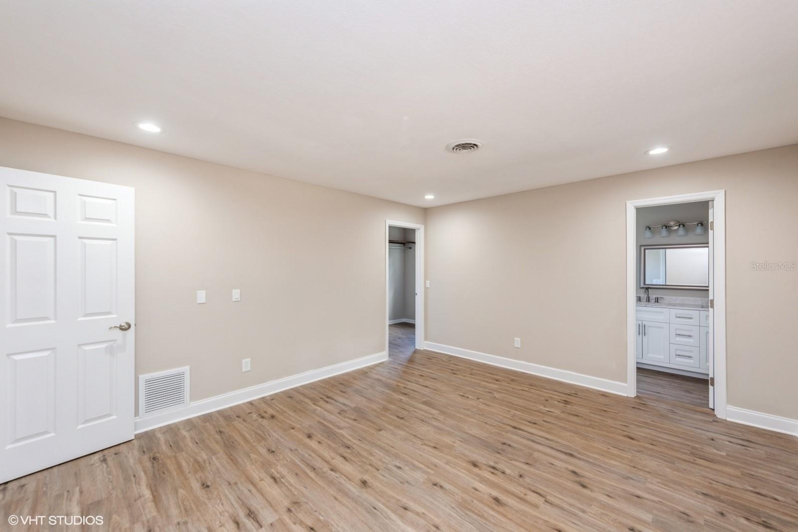 Image 8 of 15 For 810 Sylvia Drive