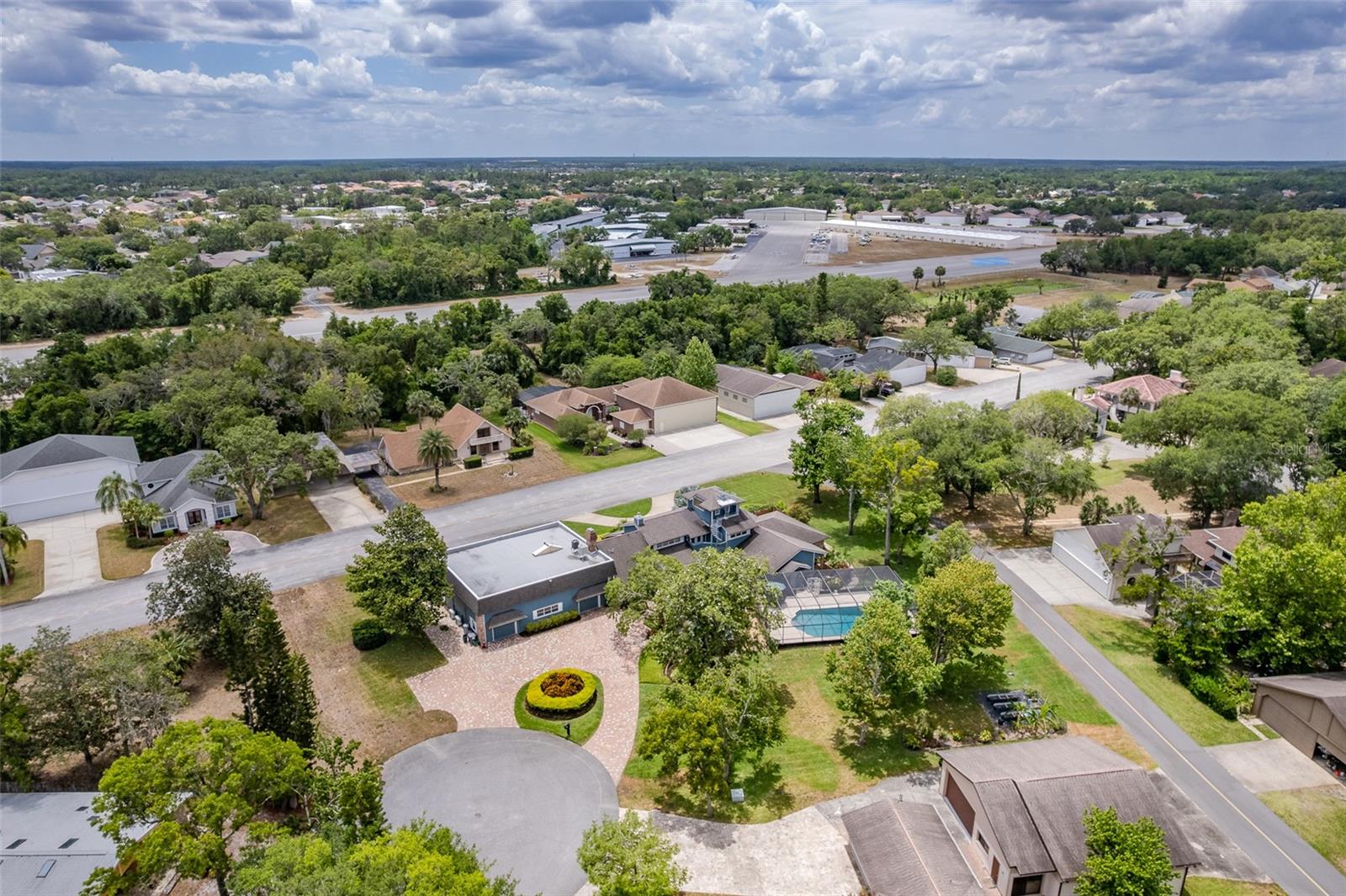 Image 18 of 65 For 2551 Cross Country Drive