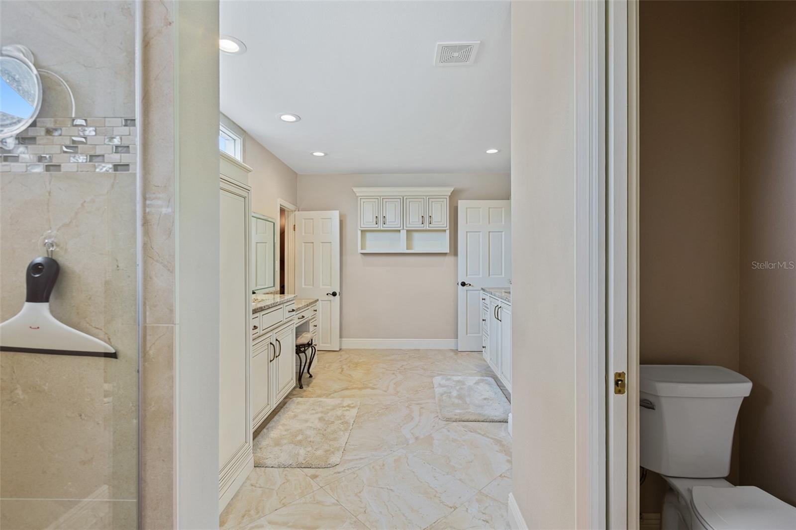 Image 42 of 65 For 2551 Cross Country Drive