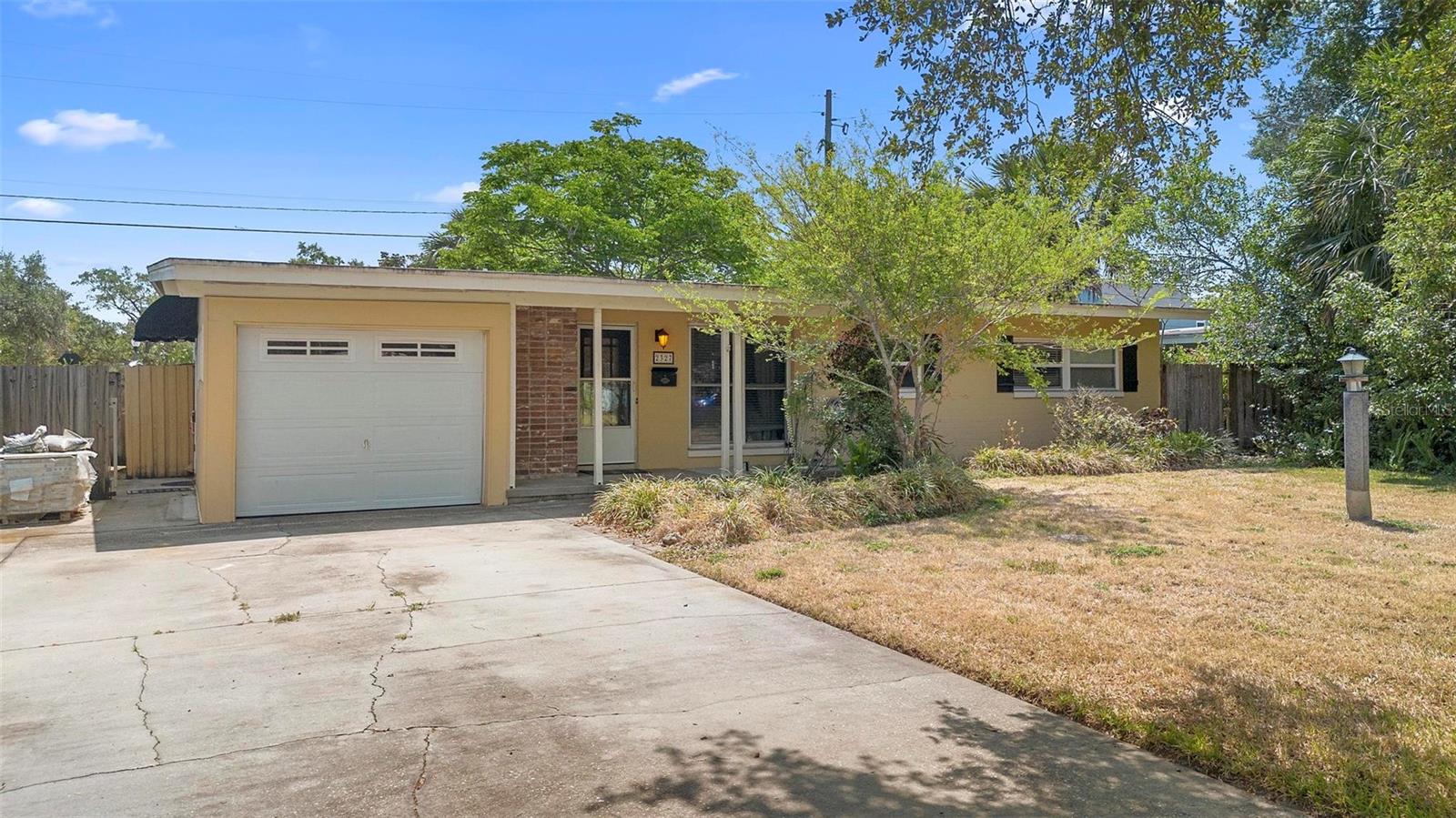 Image 10 of 13 For 2327 Mulbry Drive