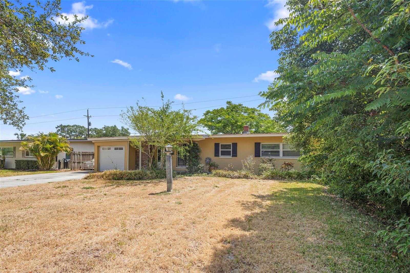 Image 3 of 13 For 2327 Mulbry Drive