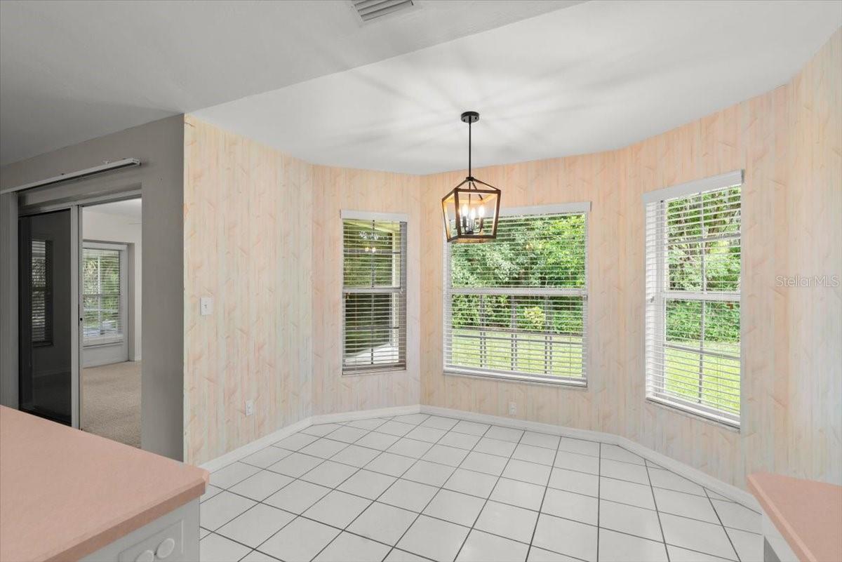 Image 16 of 39 For 941 Pizarro Drive