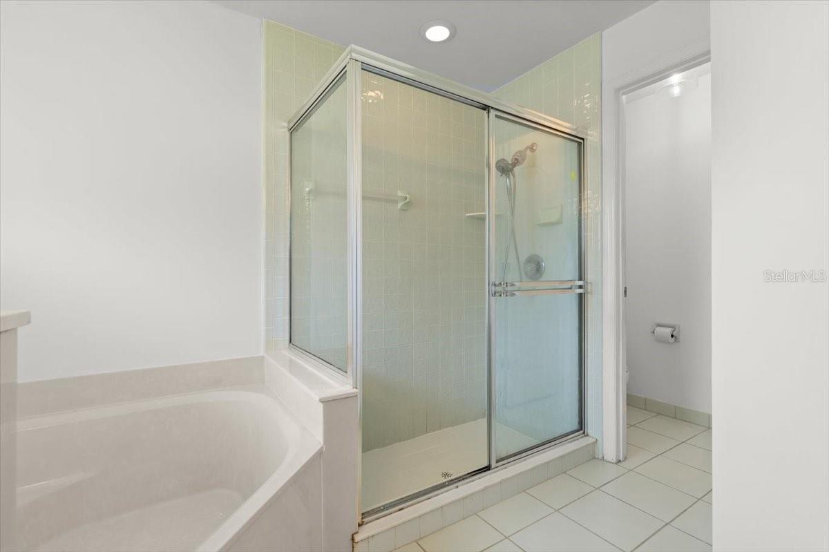 Image 21 of 39 For 941 Pizarro Drive