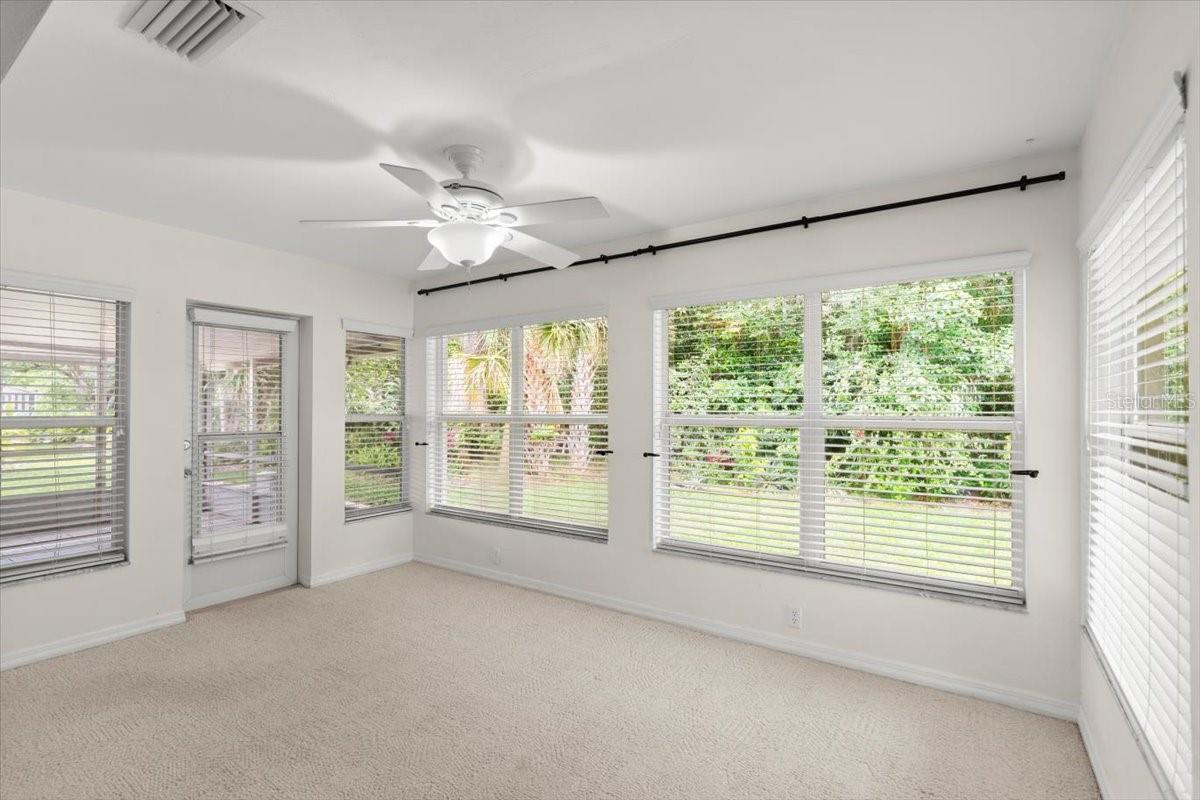Image 30 of 39 For 941 Pizarro Drive