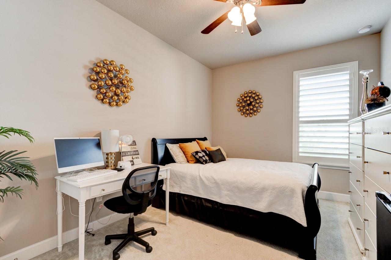 Image 11 of 42 For 133 Azure Mist Way