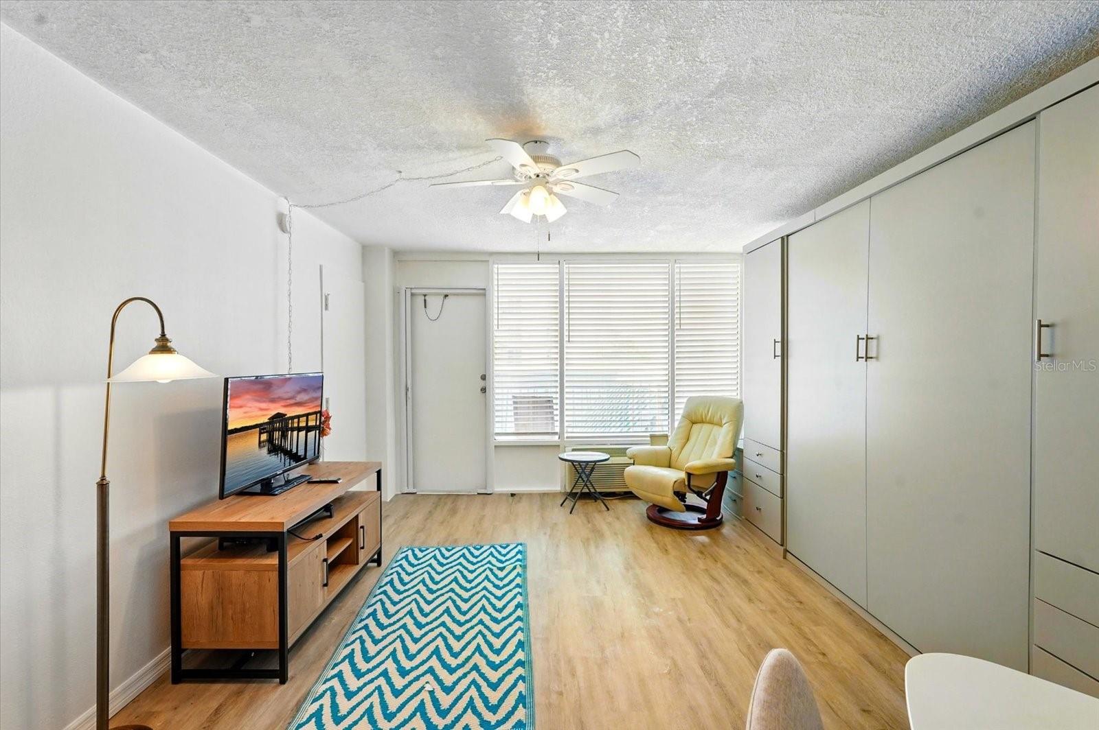 Image 7 of 21 For 2043 Atlantic Avenue 305