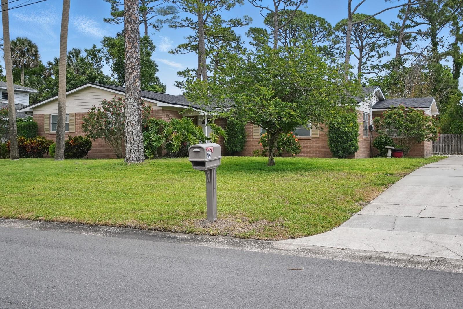 Image 28 of 32 For 44 Fairway Circle