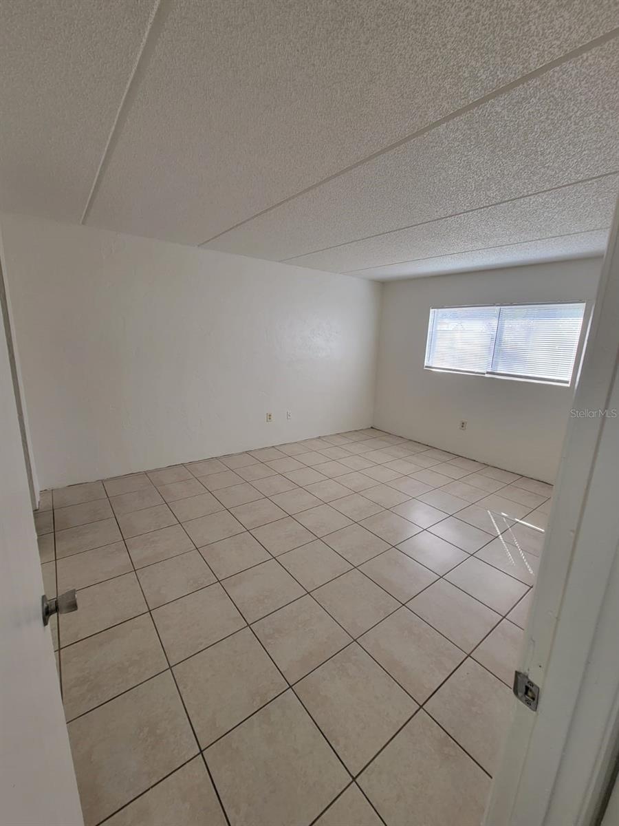 Image 16 of 23 For 1216 Kennedy Road 9