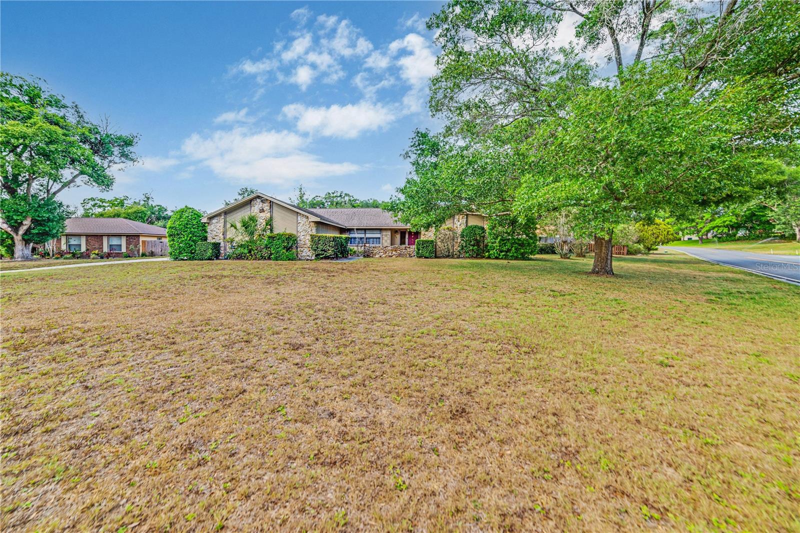 Image 2 of 47 For 2704 Burgoyne Place
