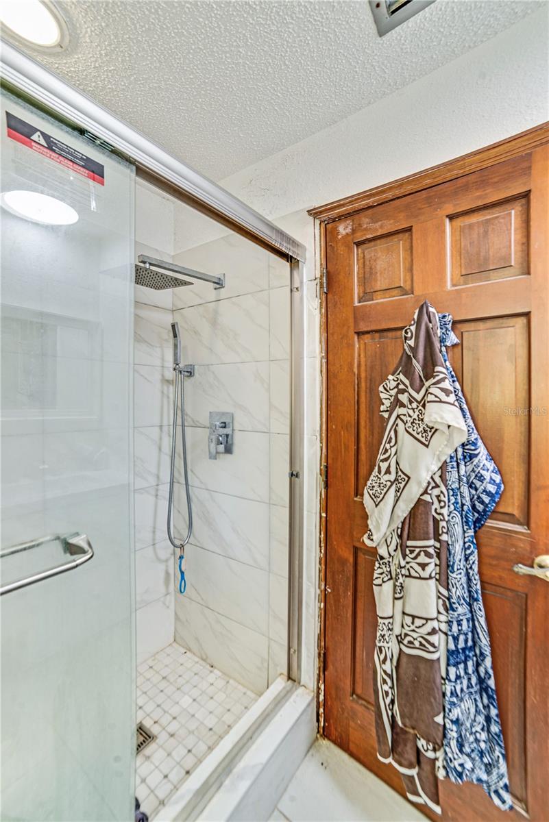 Image 25 of 47 For 2704 Burgoyne Place