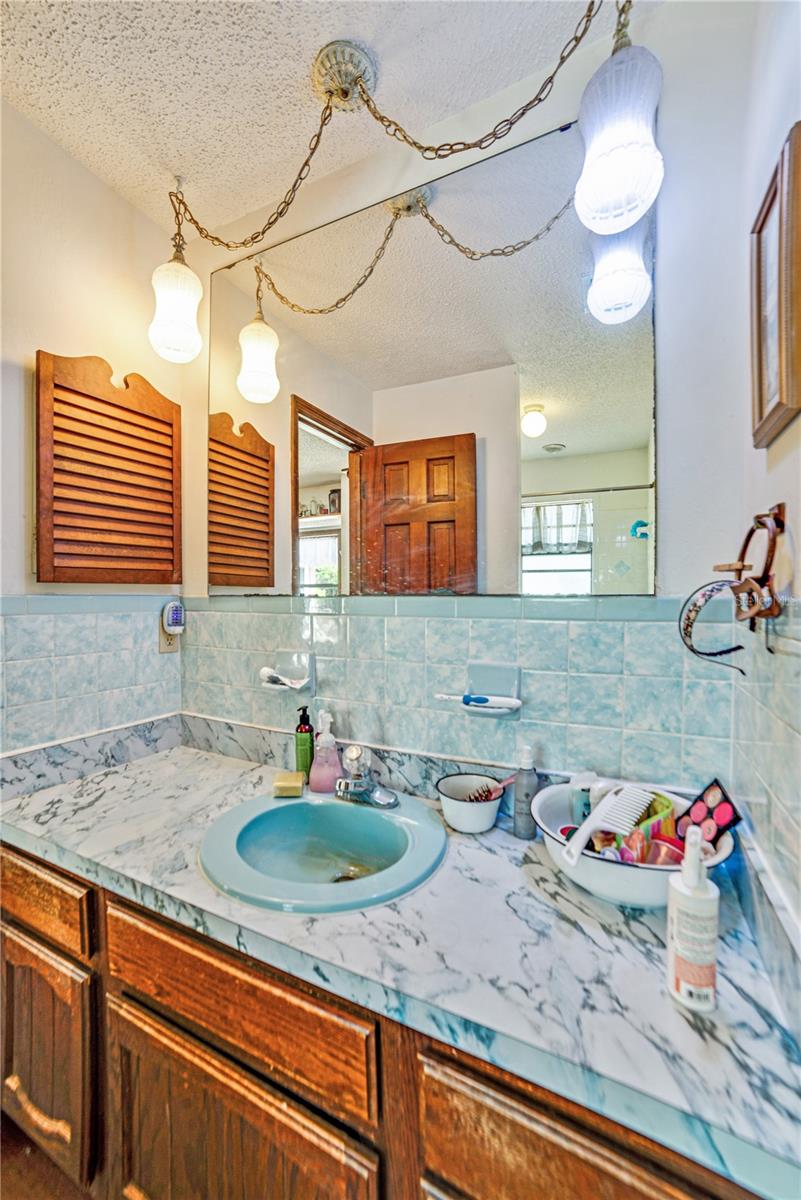 Image 29 of 47 For 2704 Burgoyne Place