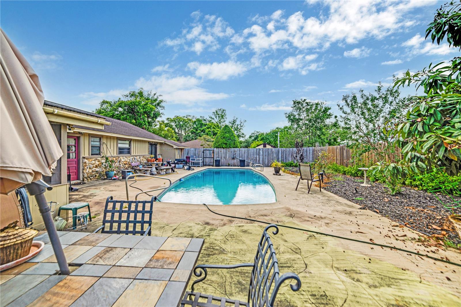 Image 44 of 47 For 2704 Burgoyne Place