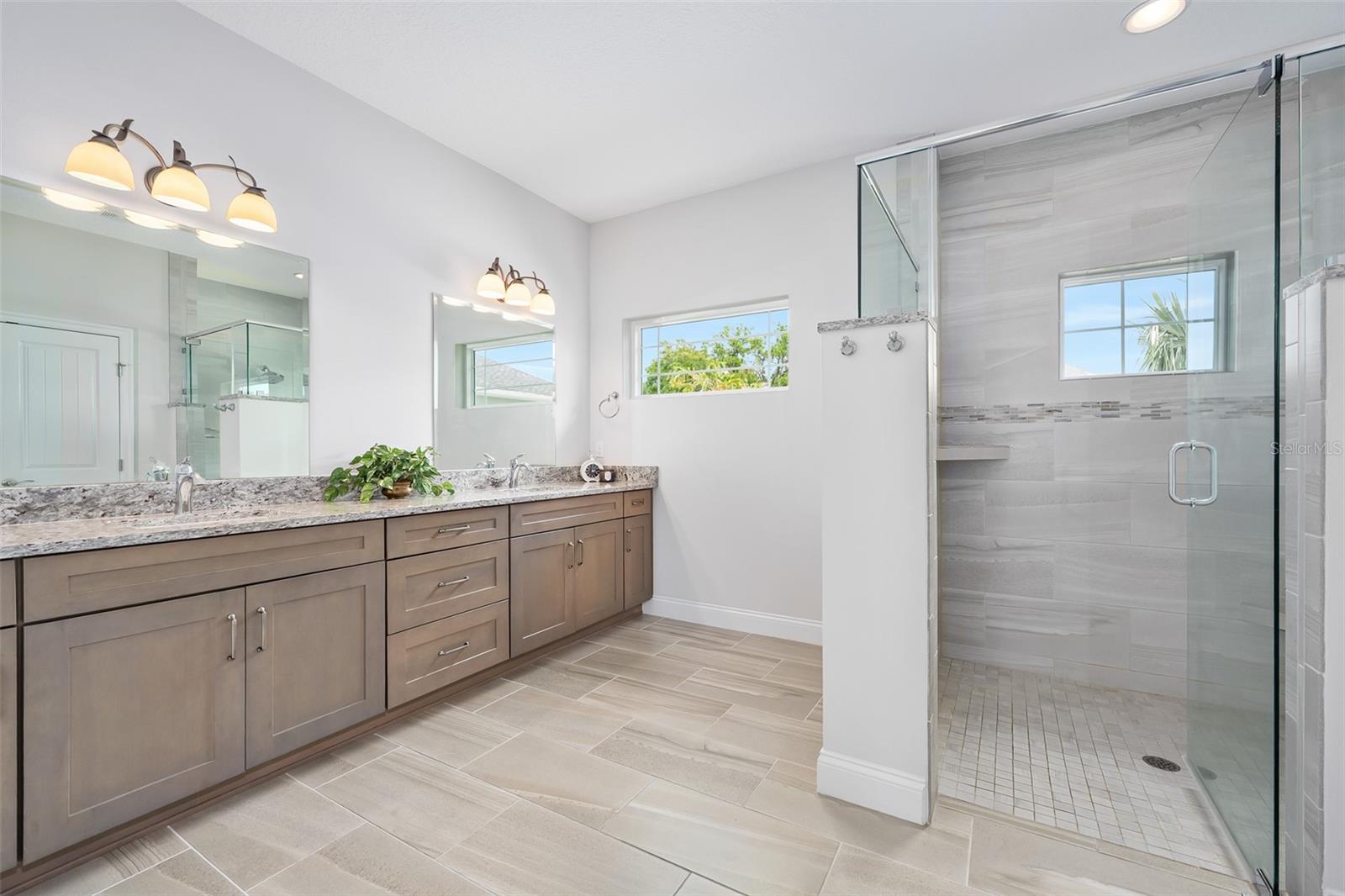 Image 35 of 64 For 3322 Modena Way