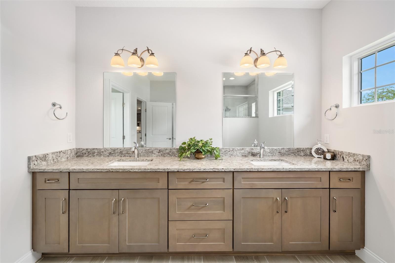 Image 37 of 64 For 3322 Modena Way