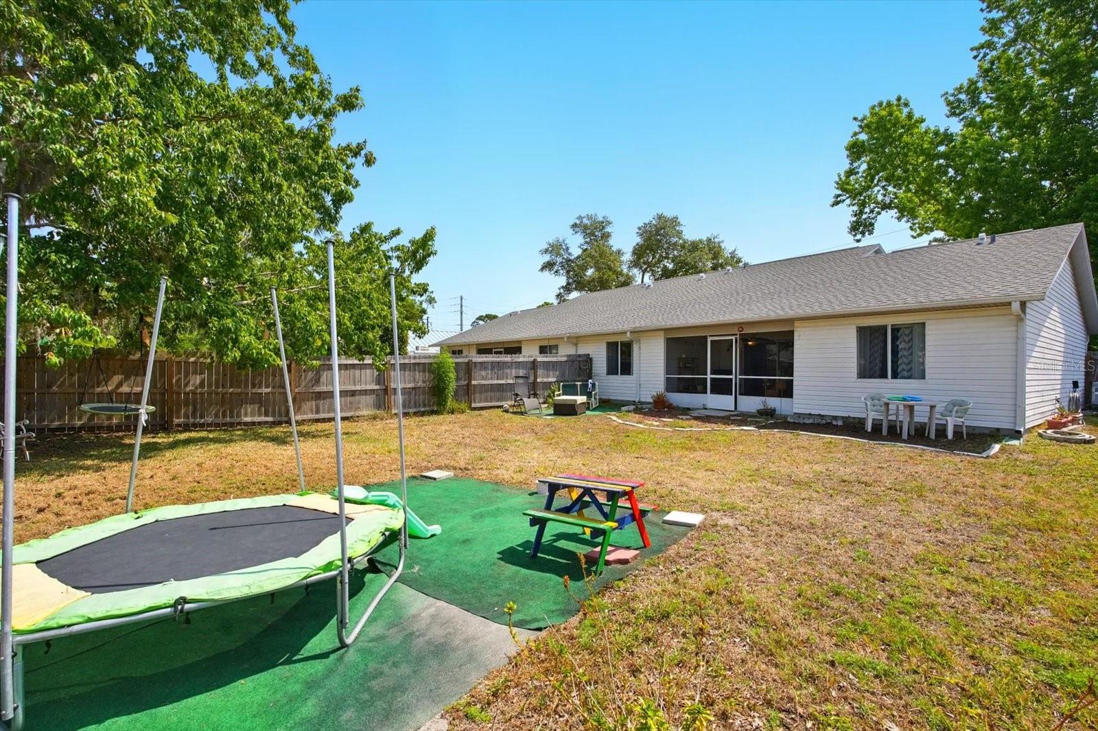 Image 17 of 29 For 791 6th Street