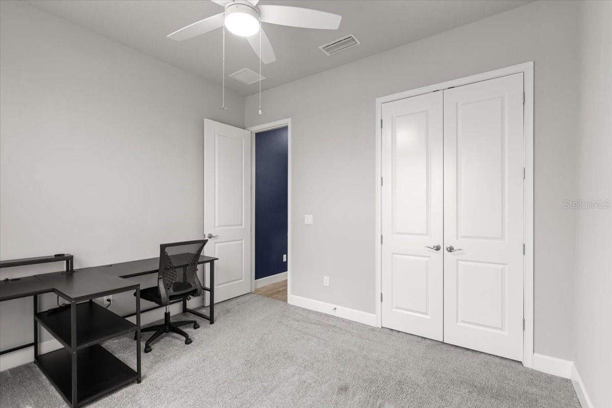 Image 22 of 42 For 6212 Fallsgrove Lane