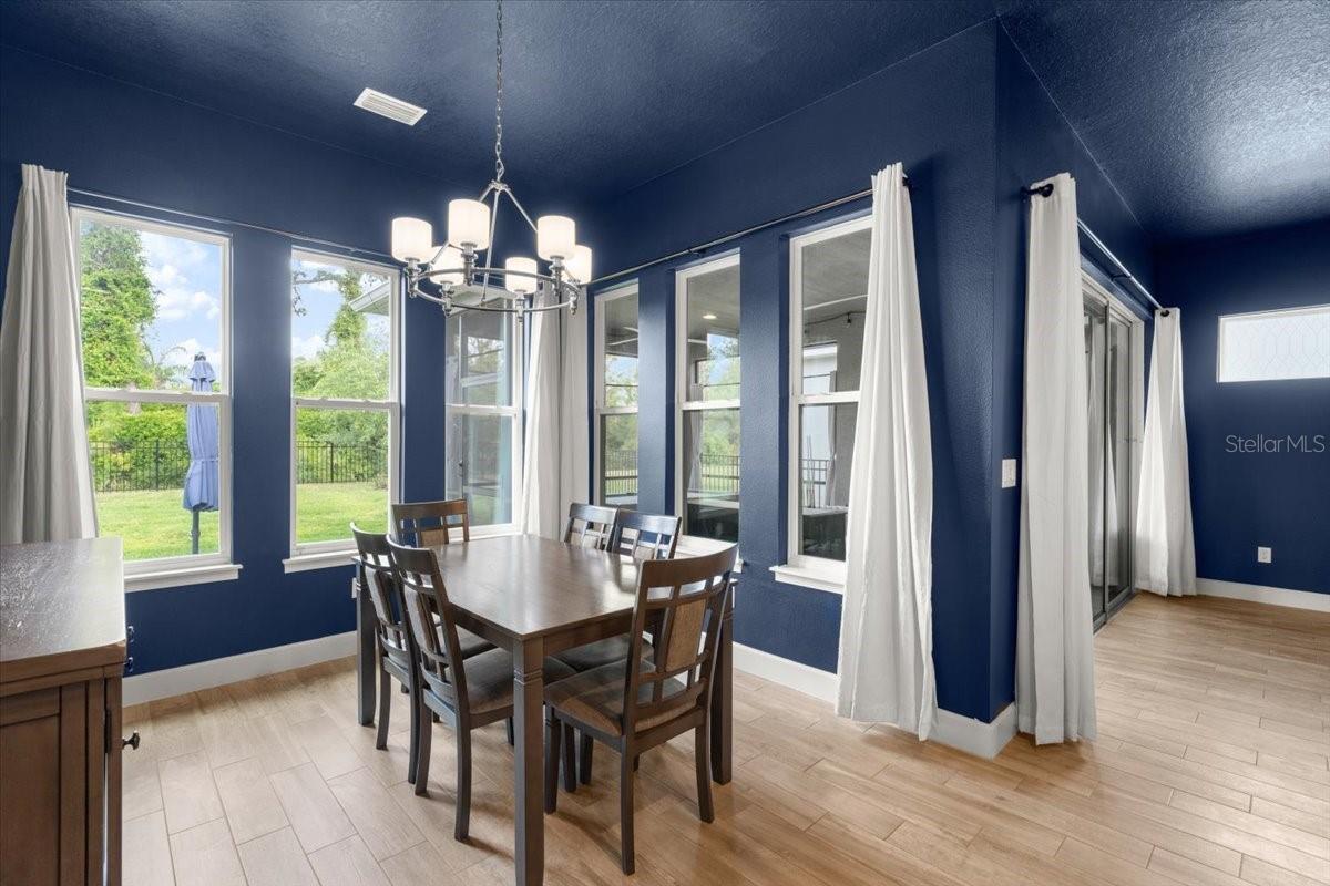 Image 34 of 42 For 6212 Fallsgrove Lane