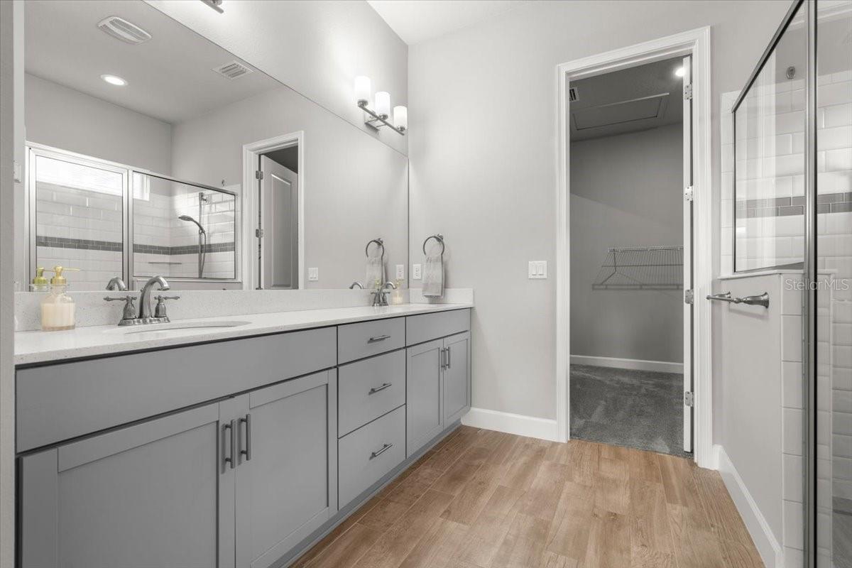 Image 37 of 42 For 6212 Fallsgrove Lane