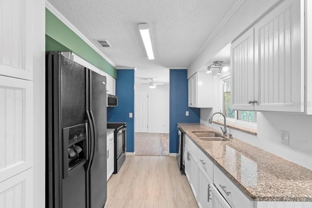 Image 12 of 47 For 990 French Avenue