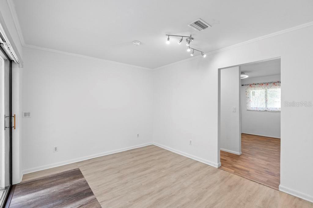 Image 15 of 47 For 990 French Avenue