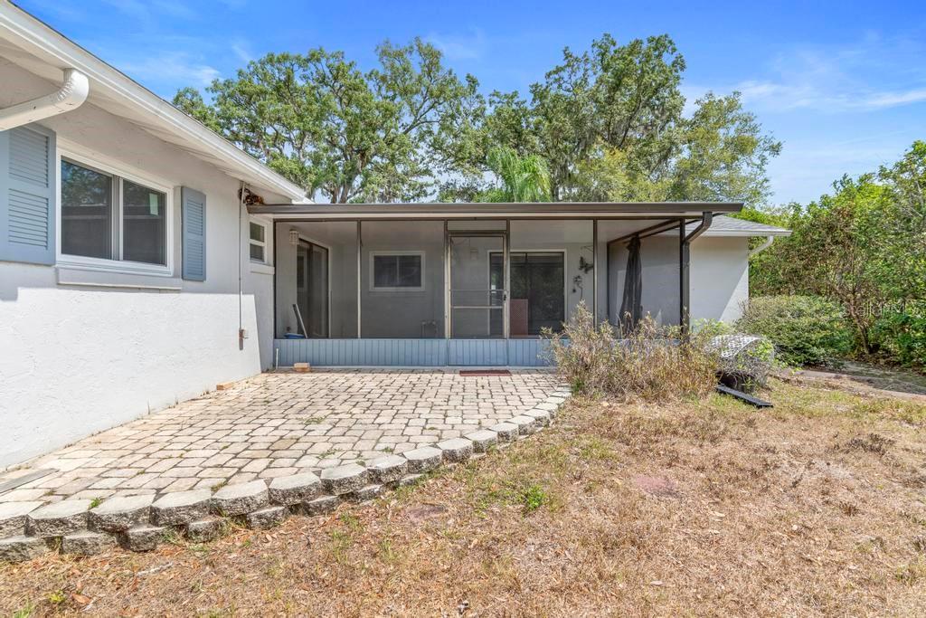 Image 42 of 47 For 990 French Avenue