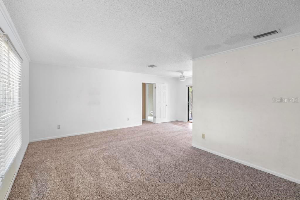 Image 5 of 47 For 990 French Avenue
