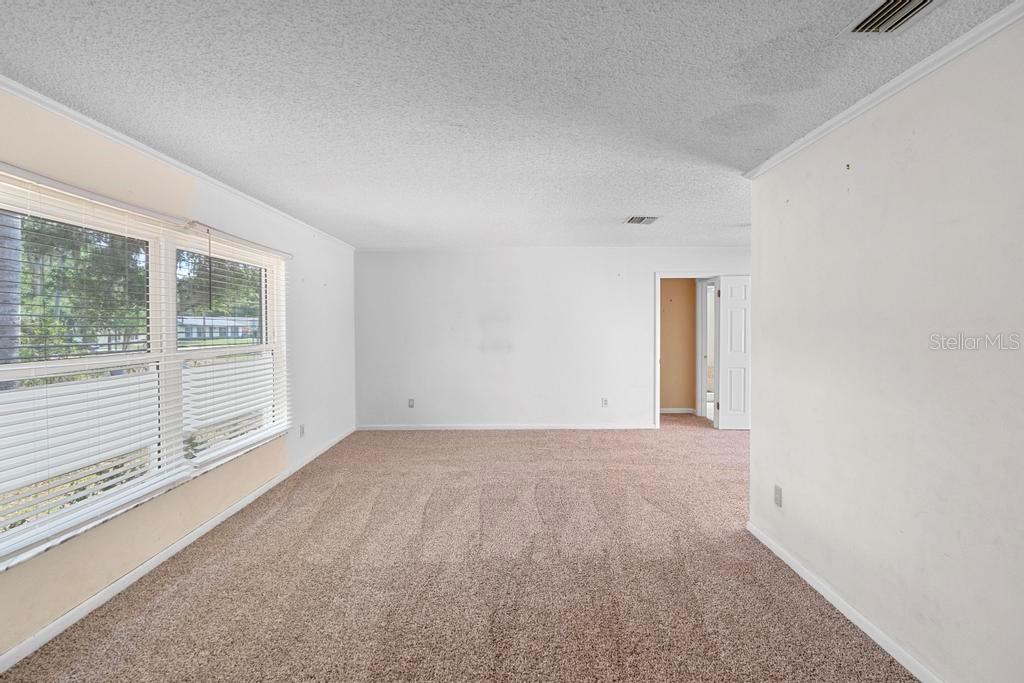 Image 6 of 47 For 990 French Avenue