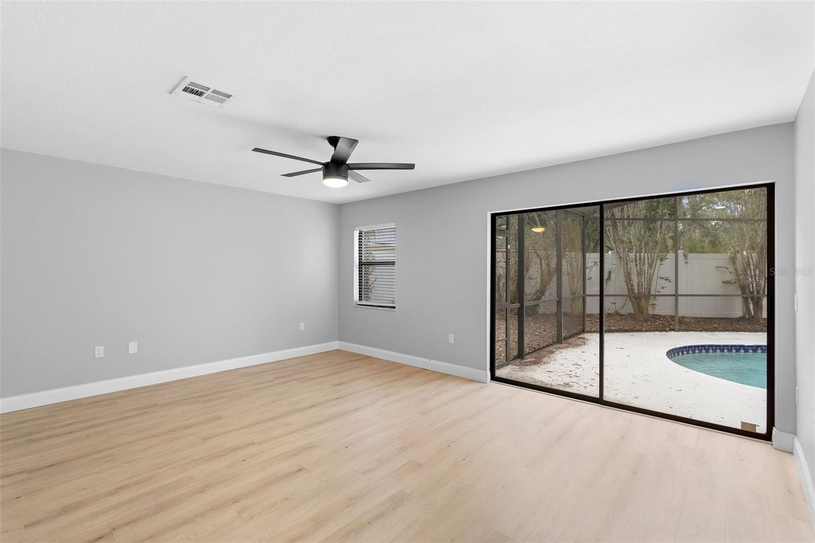 Image 31 of 54 For 9720 Fairway Circle