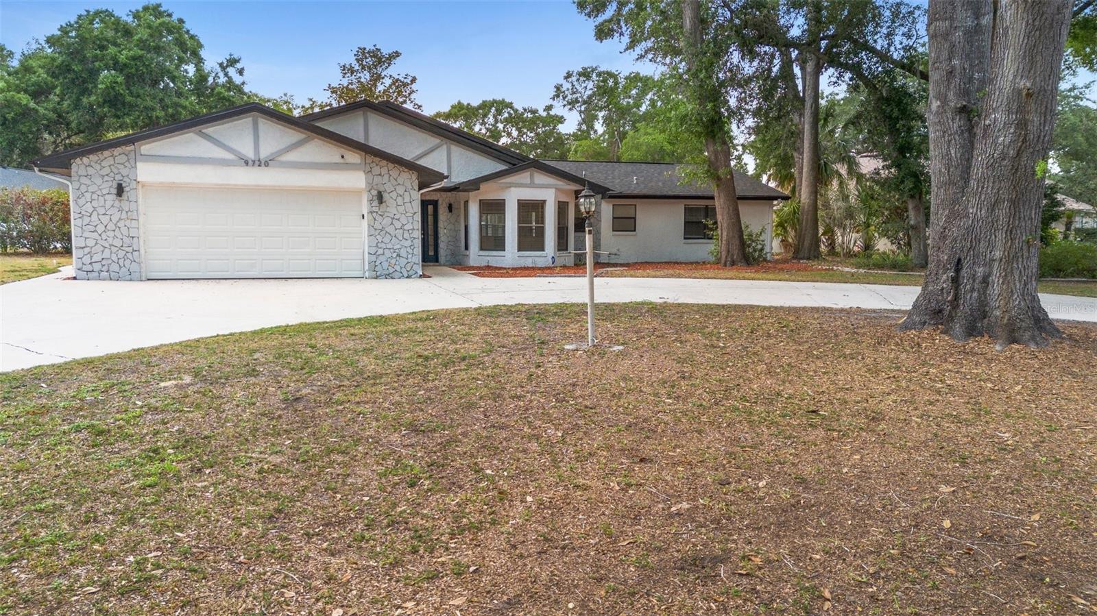 Image 50 of 54 For 9720 Fairway Circle