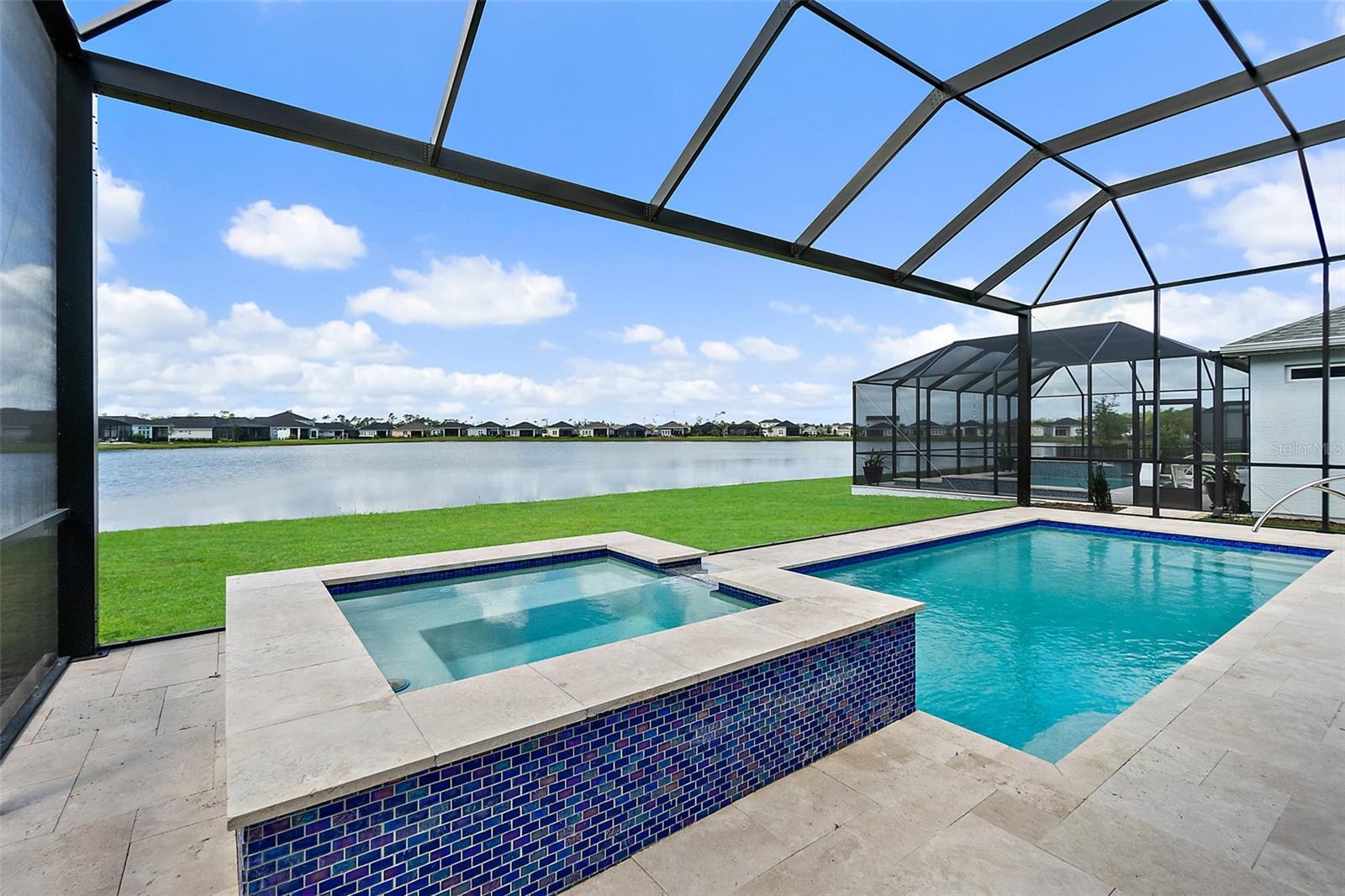 Image 31 of 46 For 165 Azure Mist Way
