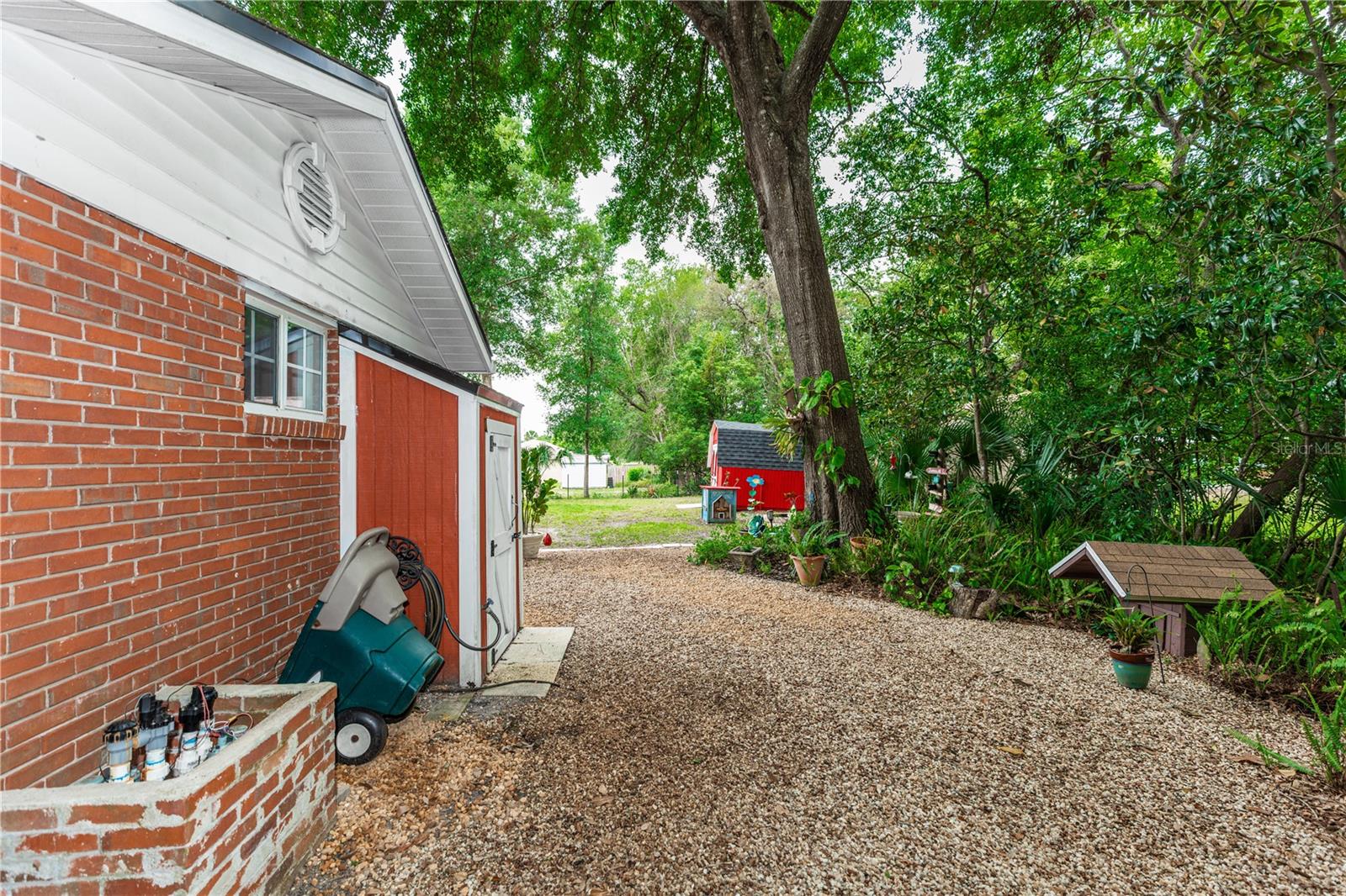 Image 43 of 46 For 20 Monroe Avenue