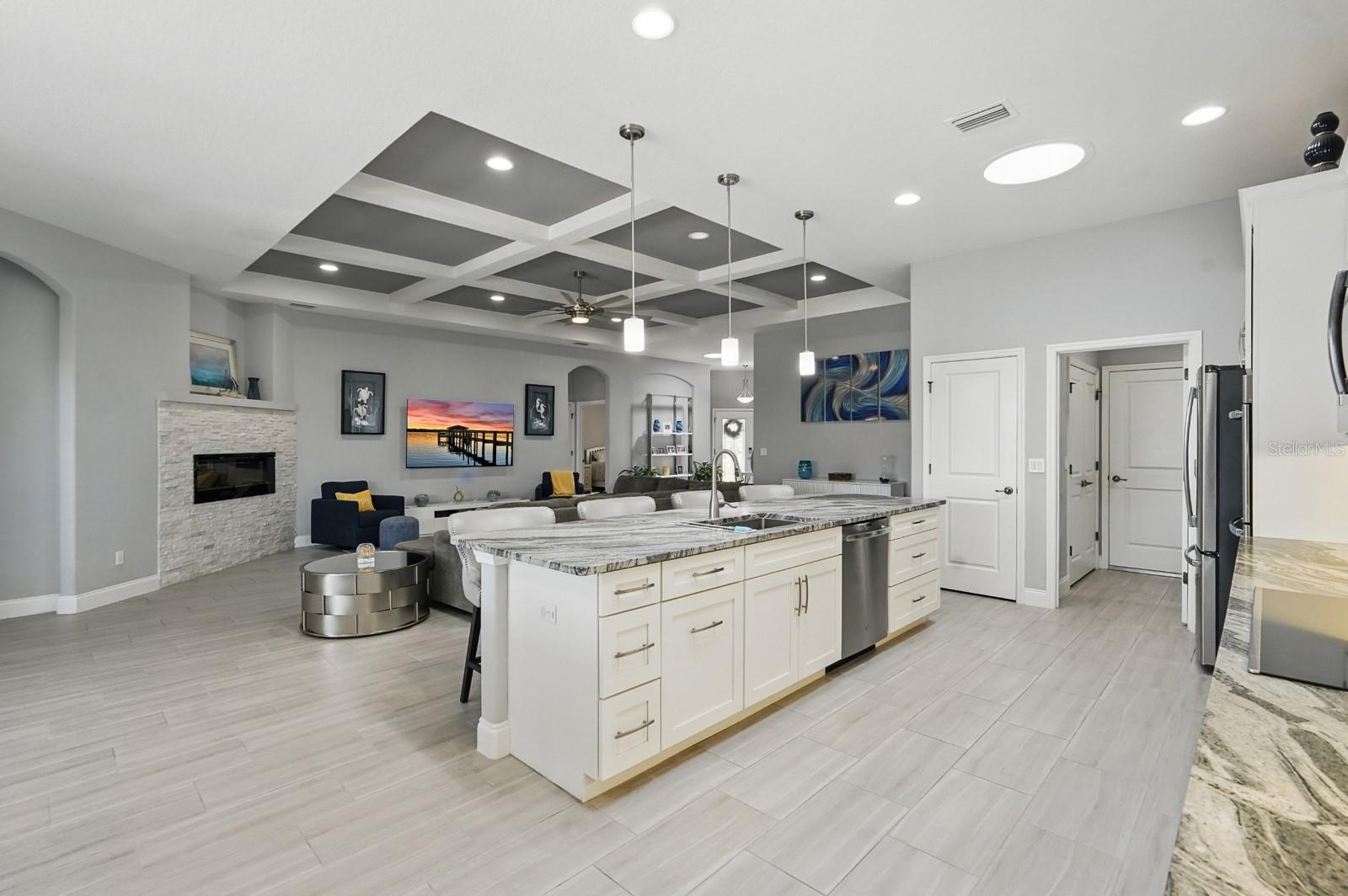Image 19 of 46 For 3229 Medici Boulevard