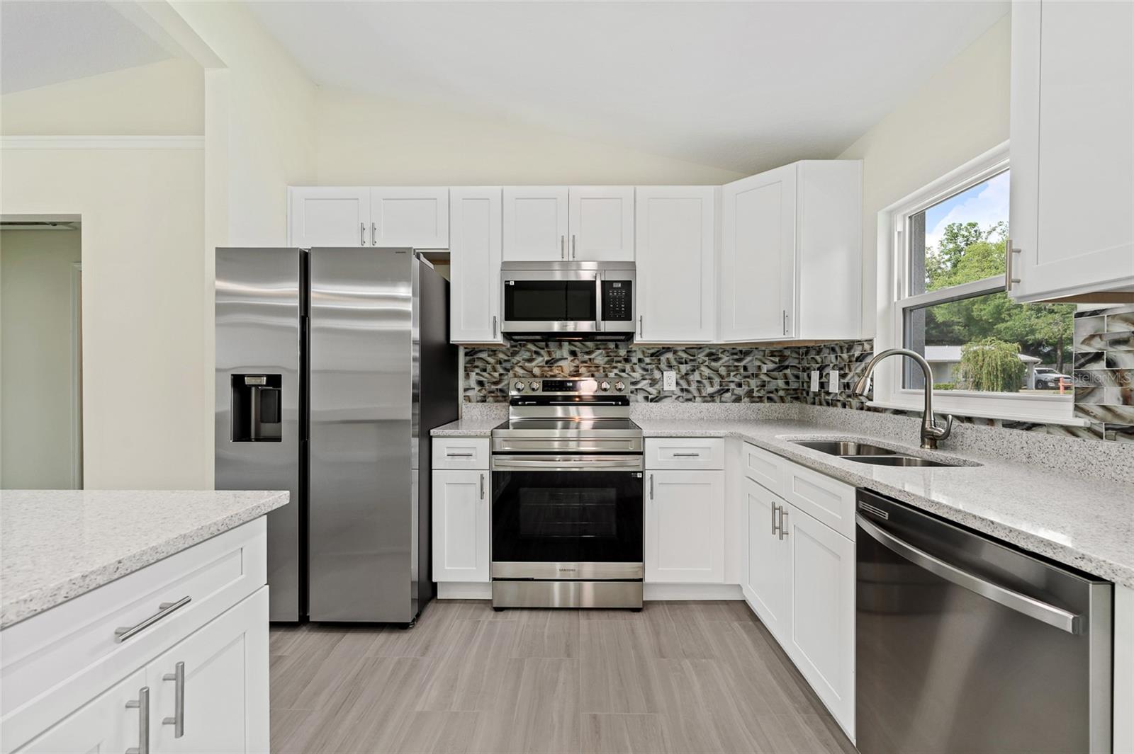 Image 10 of 44 For 560 Sumner Avenue