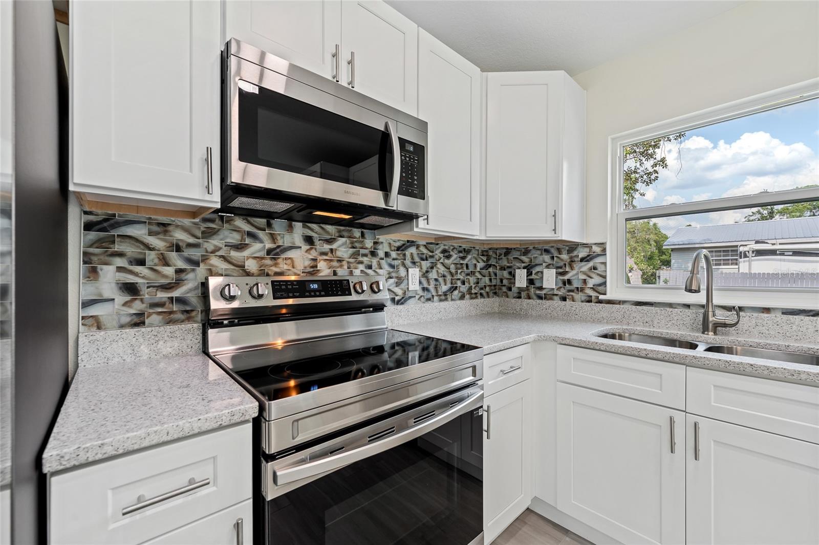 Image 13 of 44 For 560 Sumner Avenue