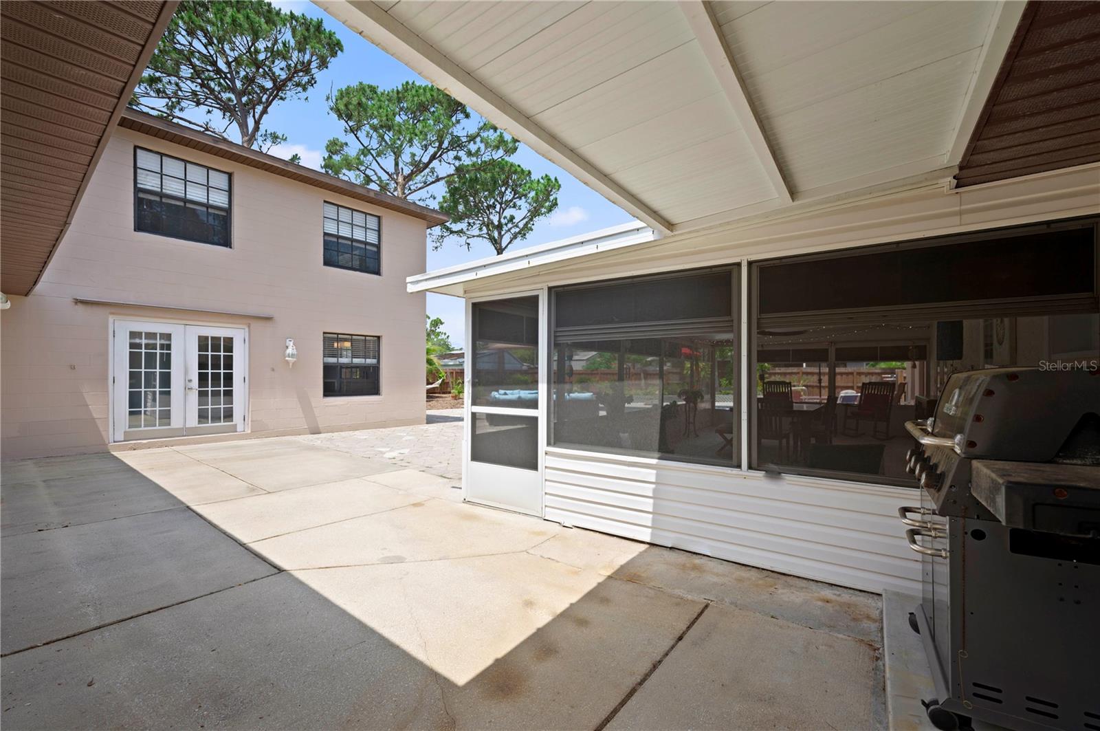 Image 64 of 77 For 5496 Nova Road