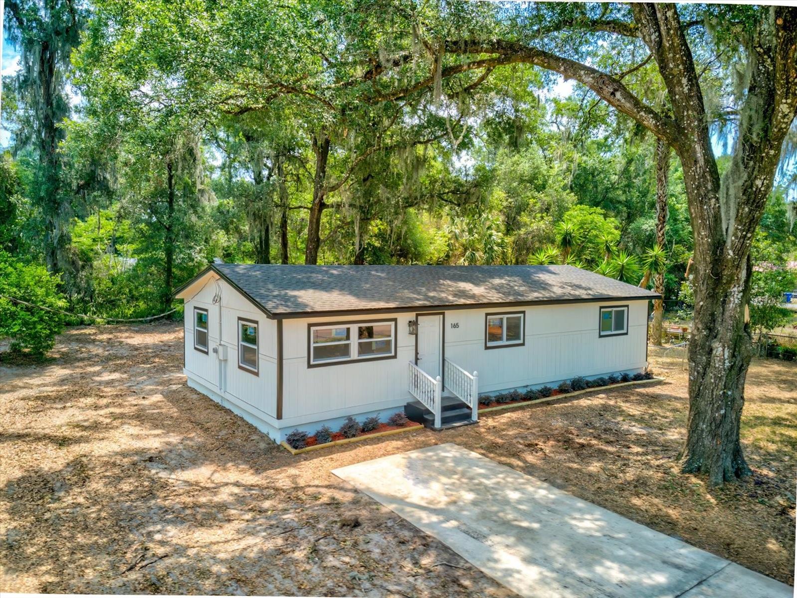 Details for 165 Massachusetts Avenue, DELAND, FL 32724