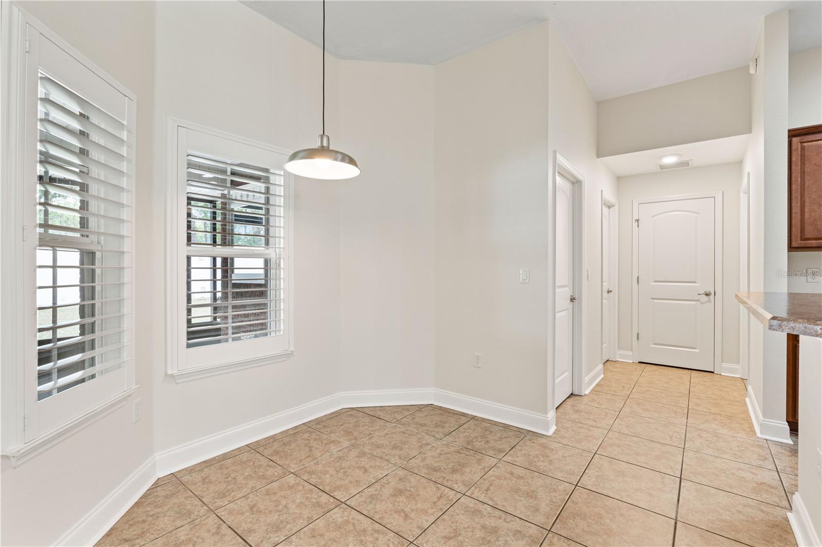 Image 26 of 50 For 703 Elkhorn Fern Lane