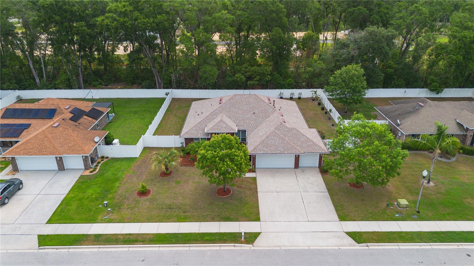 Image 3 of 50 For 703 Elkhorn Fern Lane