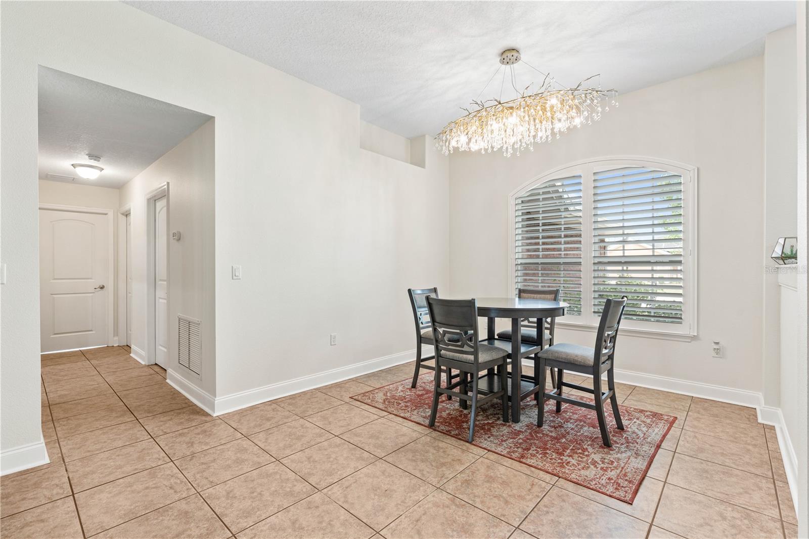 Image 38 of 50 For 703 Elkhorn Fern Lane