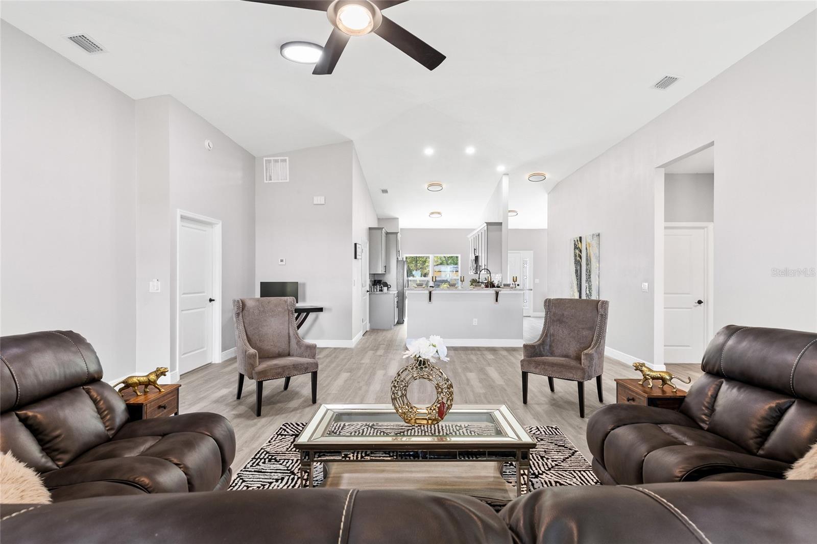 Image 10 of 48 For 1738 Palm Road