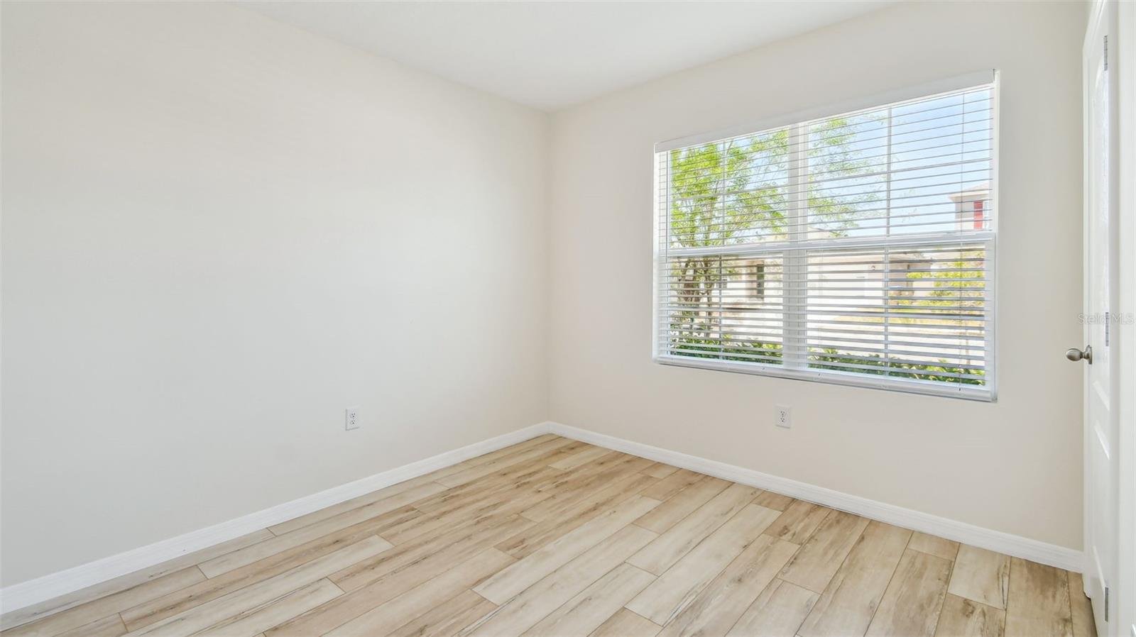 Image 10 of 37 For 5708 Sunbonnet Way