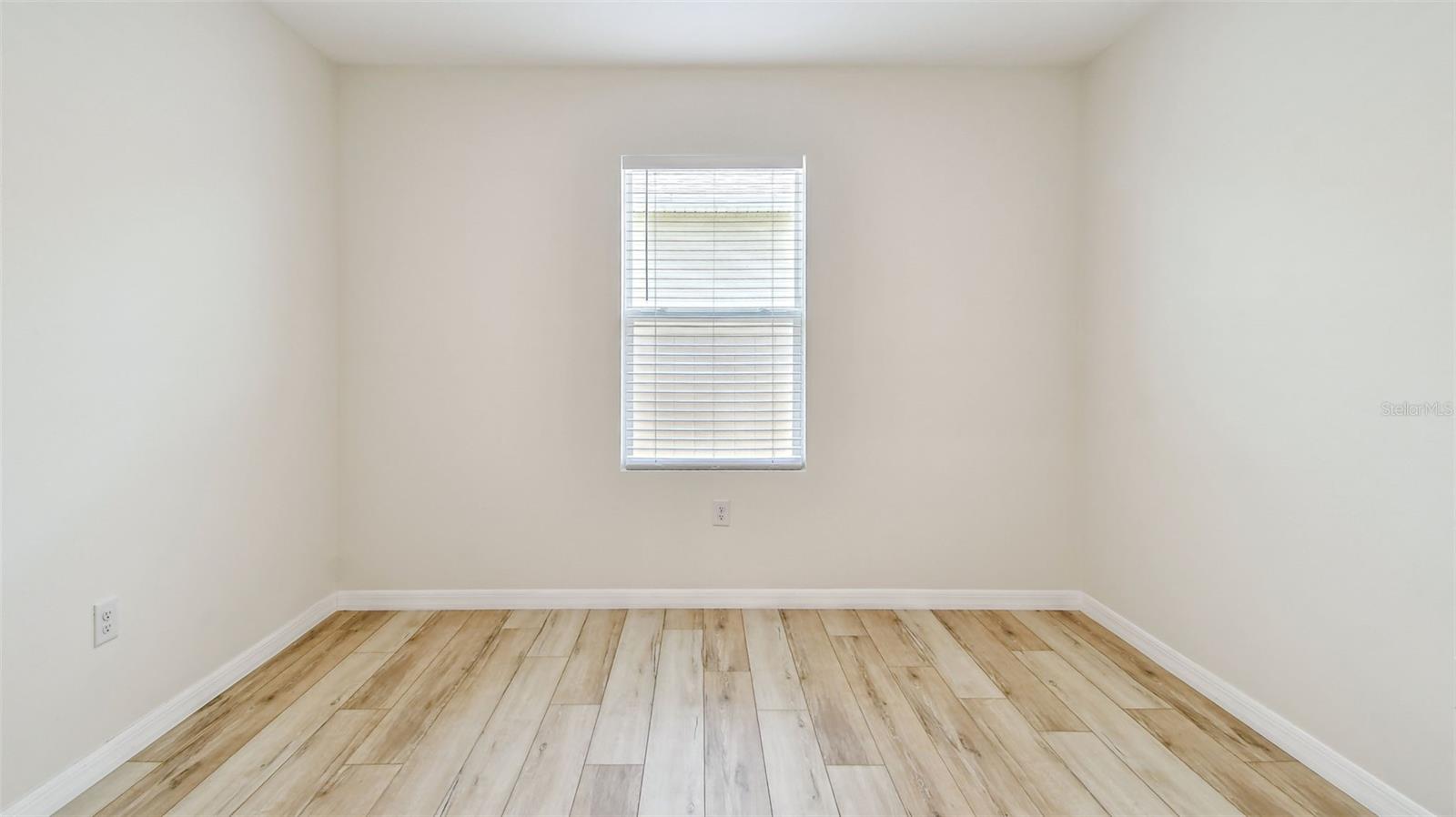 Image 13 of 37 For 5708 Sunbonnet Way