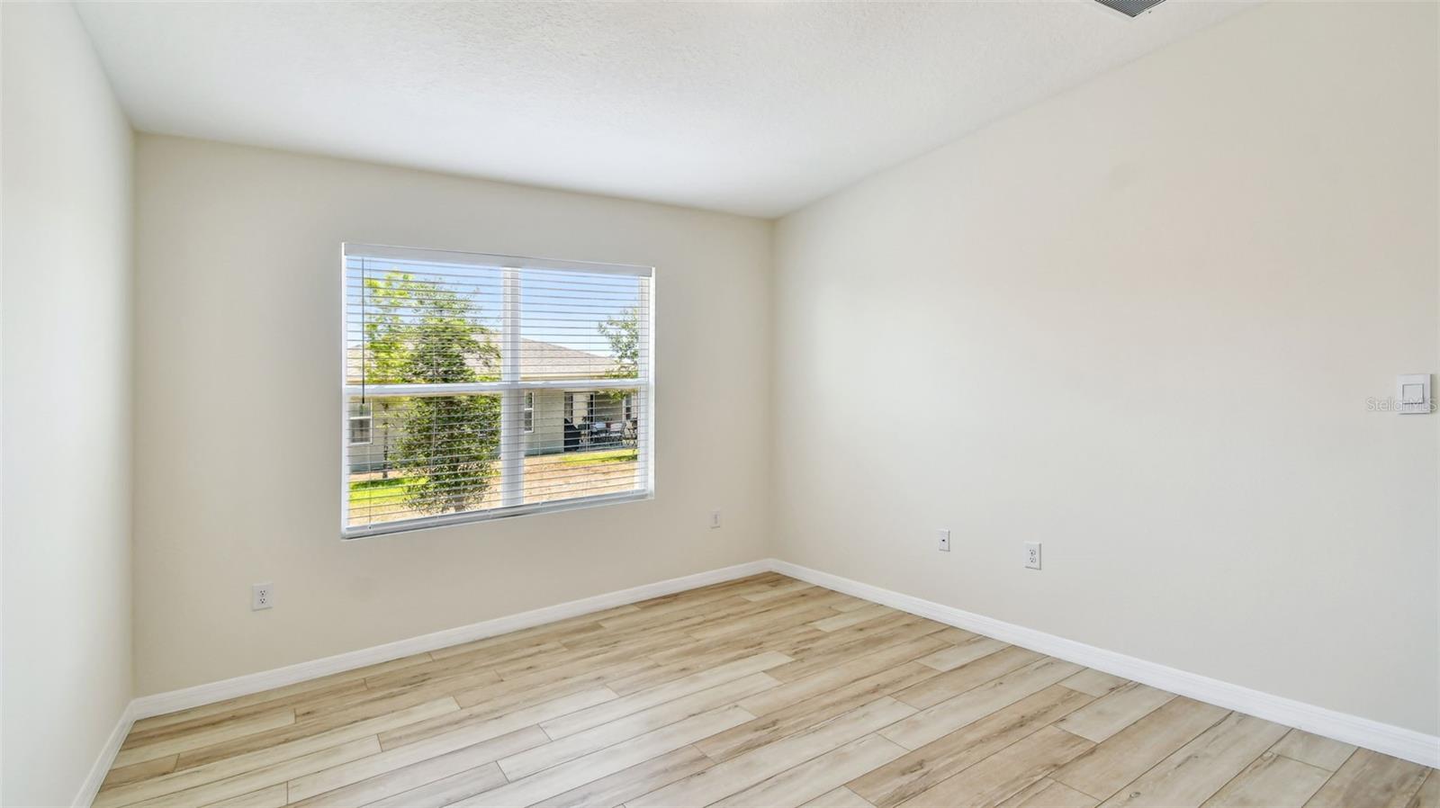 Image 26 of 37 For 5708 Sunbonnet Way