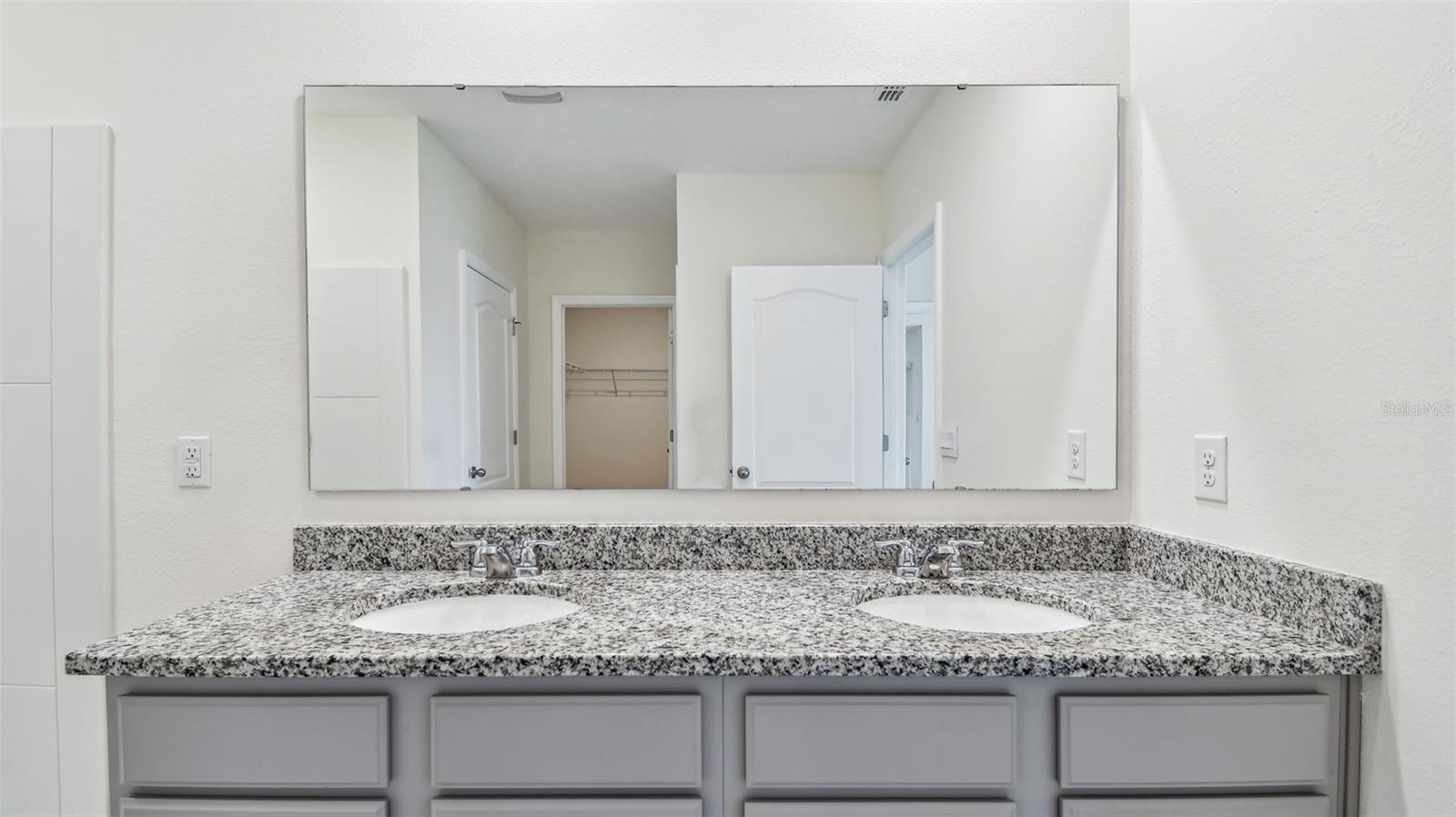 Image 29 of 37 For 5708 Sunbonnet Way