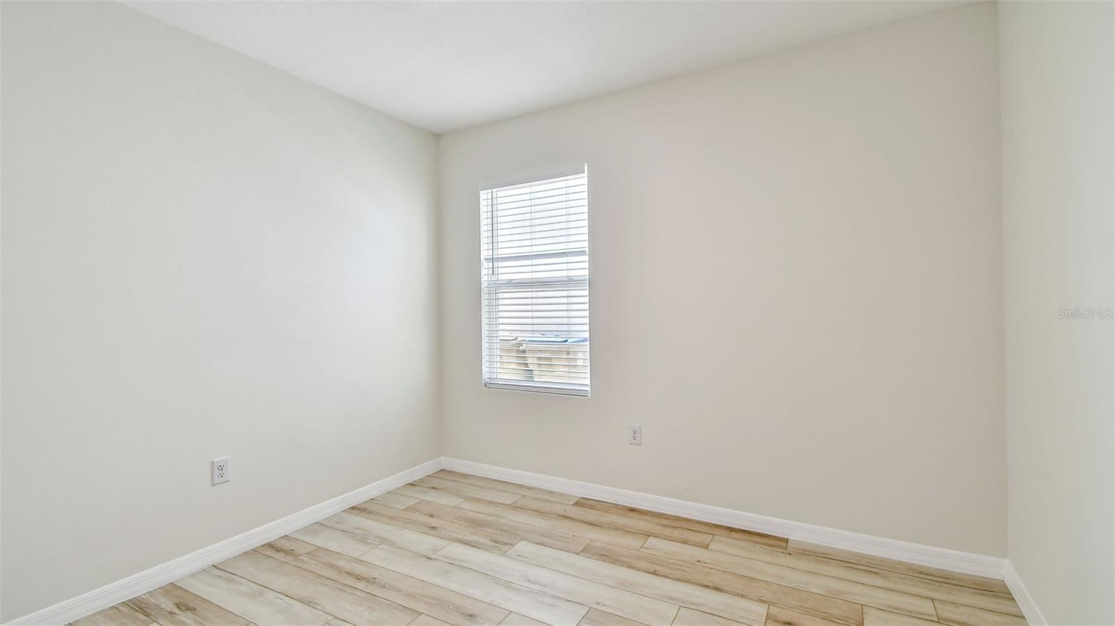 Image 6 of 37 For 5708 Sunbonnet Way